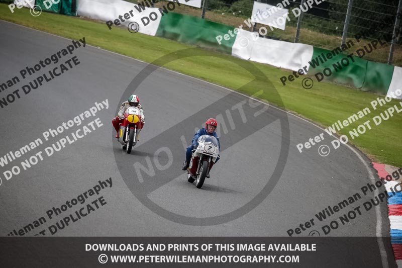 Vintage motorcycle club;eventdigitalimages;mallory park;mallory park trackday photographs;no limits trackdays;peter wileman photography;trackday digital images;trackday photos;vmcc festival 1000 bikes photographs